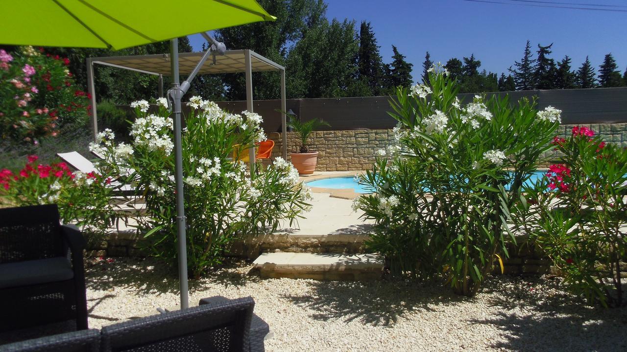 Mas De L'Air - Maison De Charme Bed & Breakfast Noves Exterior photo