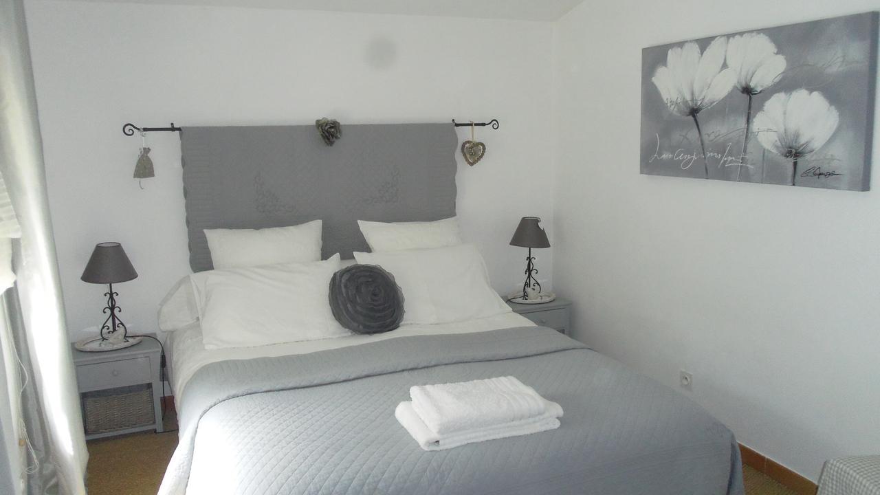 Mas De L'Air - Maison De Charme Bed & Breakfast Noves Exterior photo